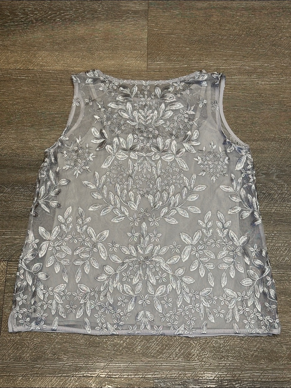 WHBM Silver Floral Embellished Lace Sleeveless Overlay Top & Gray Camisole Sz M - Picture 6 of 11